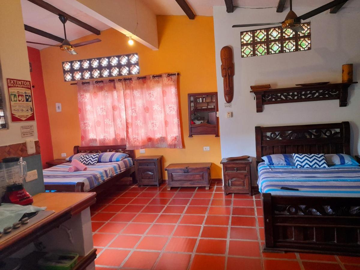 Hostel Hostal La Casa De Felipe Taganga Exteriér fotografie